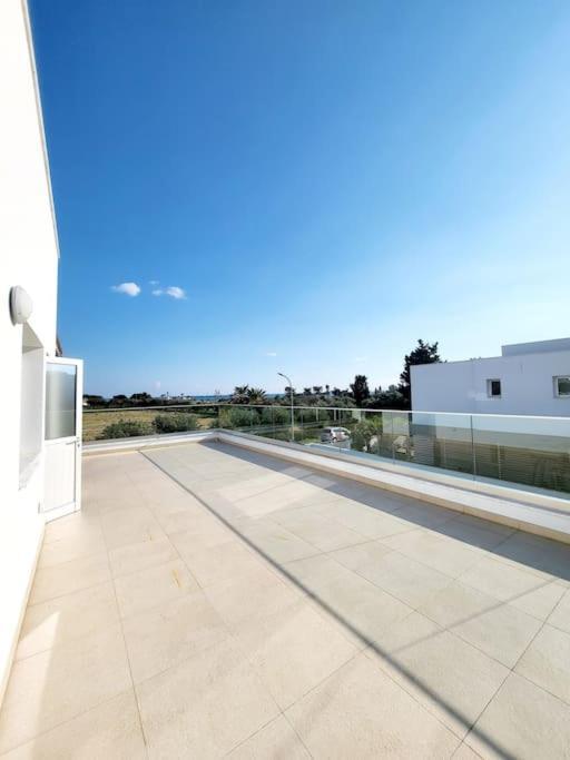 Villa Utopia Paphos Luaran gambar